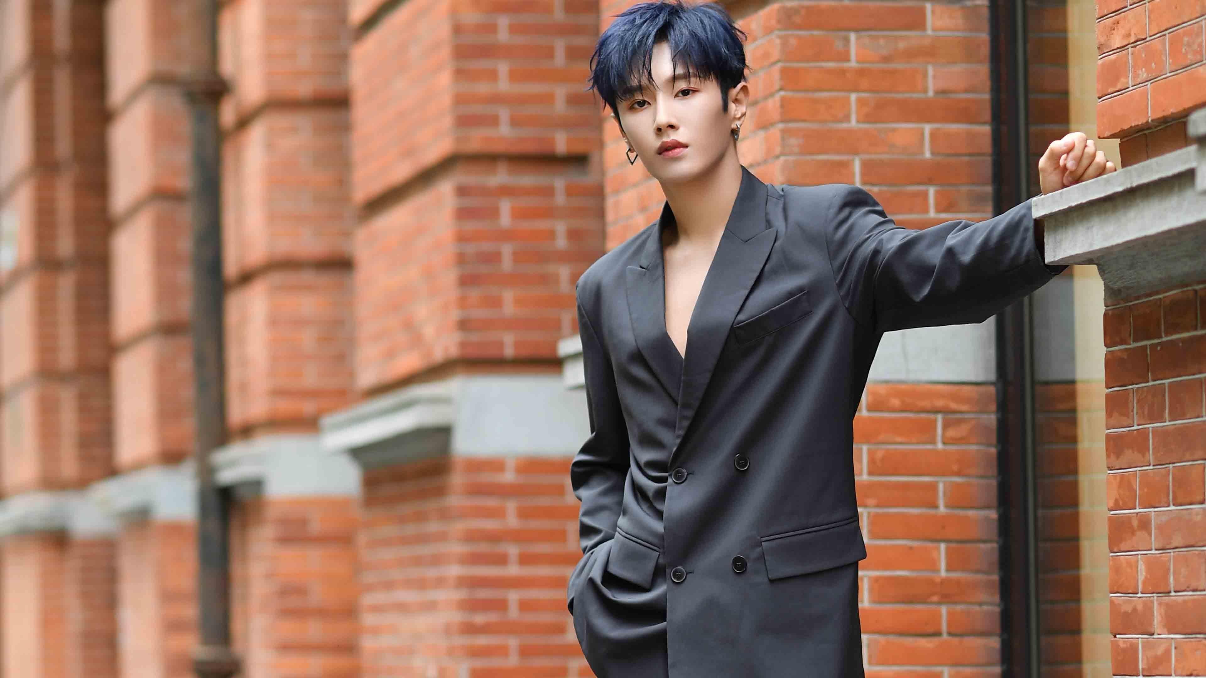 爱游戏体育-_中国运动员海外巡演：友谊与荣誉的交流_，中国运动员去外国比赛